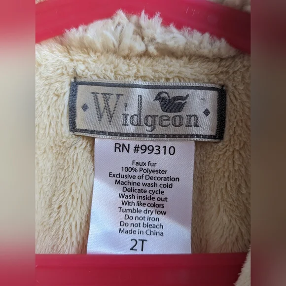 Widgeon Adorable Faux Fur Coat Size 2T - Picture 3 of 8